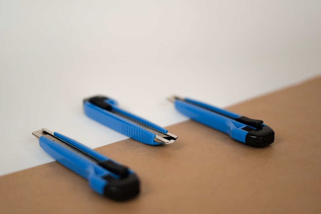 [F400] CUTTERS - LAME UNIVERSELLE PREDECOUPEE 18 MM - LOT DE 3