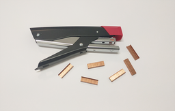 [F011] AGRAFEUSE POUR AGRAFES BB 8/4